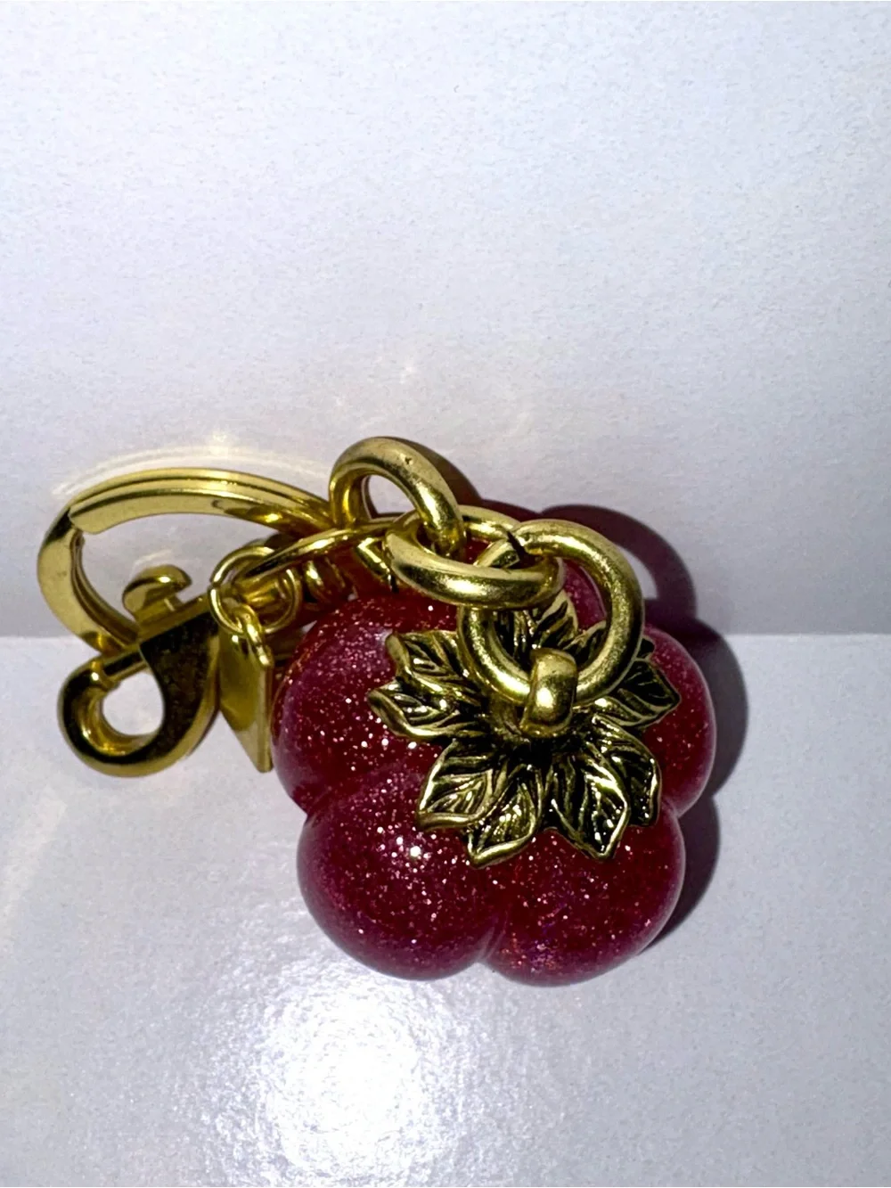 Sparkling “Pinkies Up!” Pumpkin Bag Charm Keychain